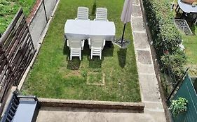 Maison Touristique A Bouillon Avec Jardin